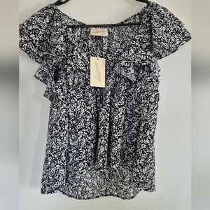 Black and White Floral Women Top